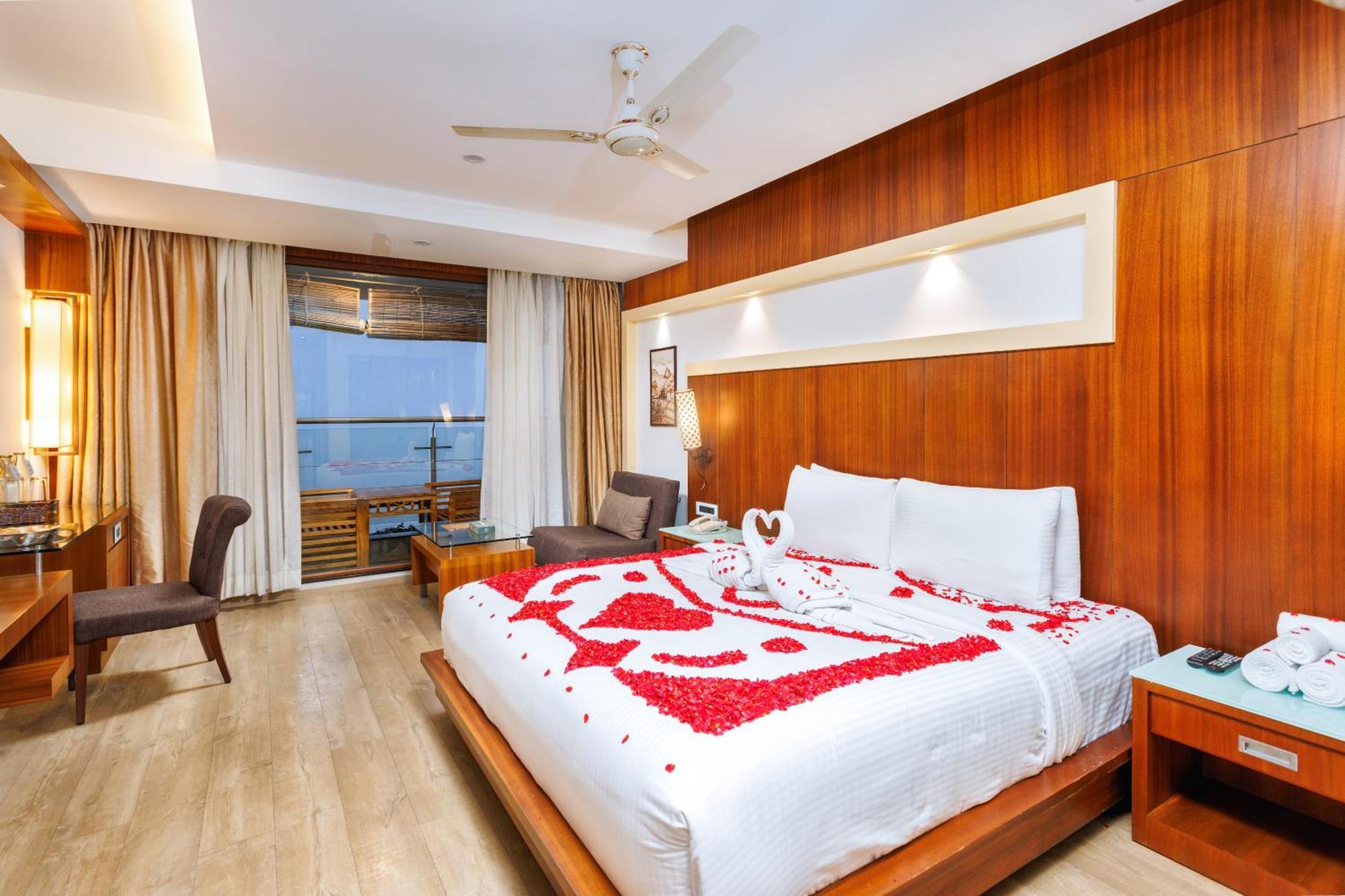 Amber Dale Luxury Hotel & Spa, مونار المظهر الخارجي الصورة