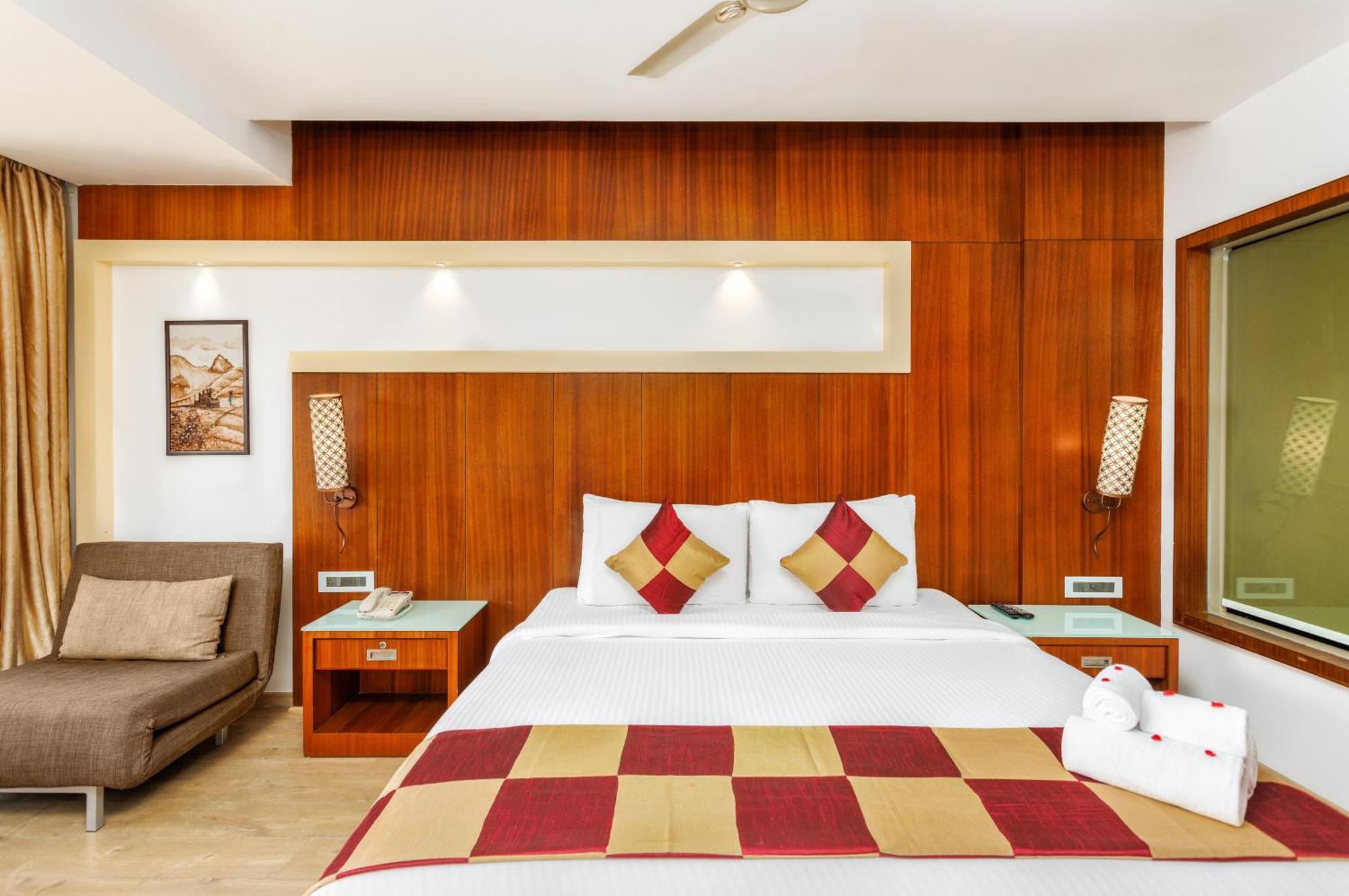 Amber Dale Luxury Hotel & Spa, مونار المظهر الخارجي الصورة