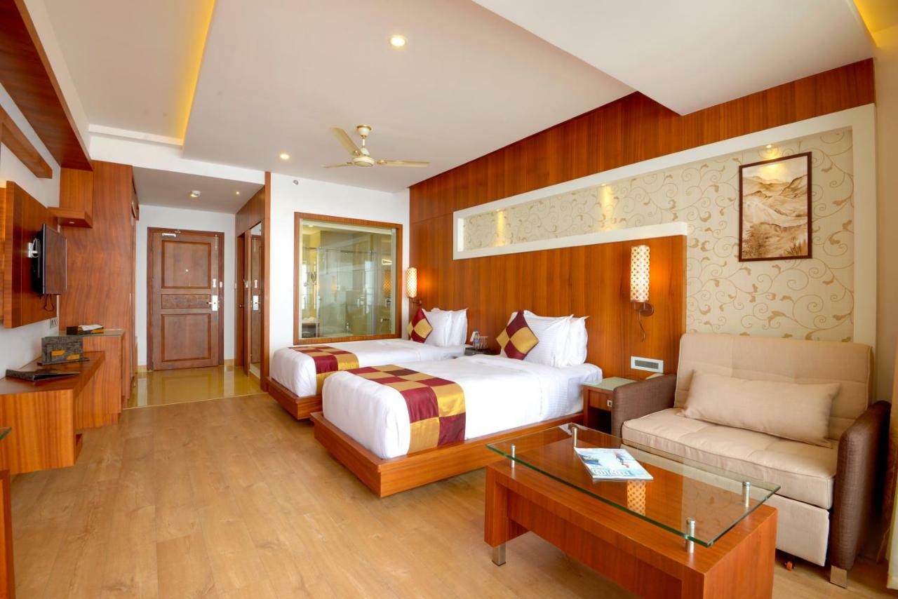 Amber Dale Luxury Hotel & Spa, مونار المظهر الخارجي الصورة